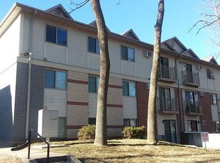 511 S Johnson St #10, Iowa City, IA 52240
