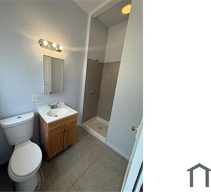 4501 S Michigan Ave #3