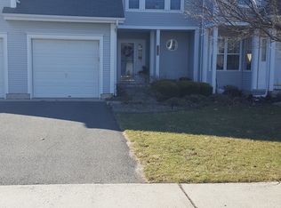 4305 Galloping Hill Ln, Toms River, NJ 08755