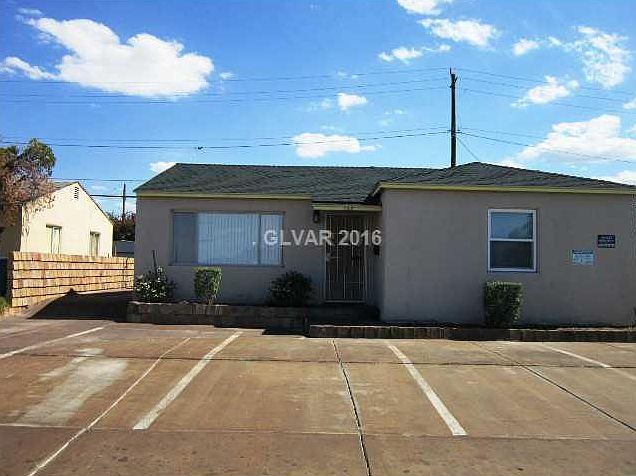 1st image of 109 W Lake Mead Pkwy