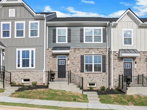 978 Sugar Vista Cir, Sugar Hill, GA 30518