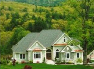 40 Longview Cir, Pelham, NH 03076