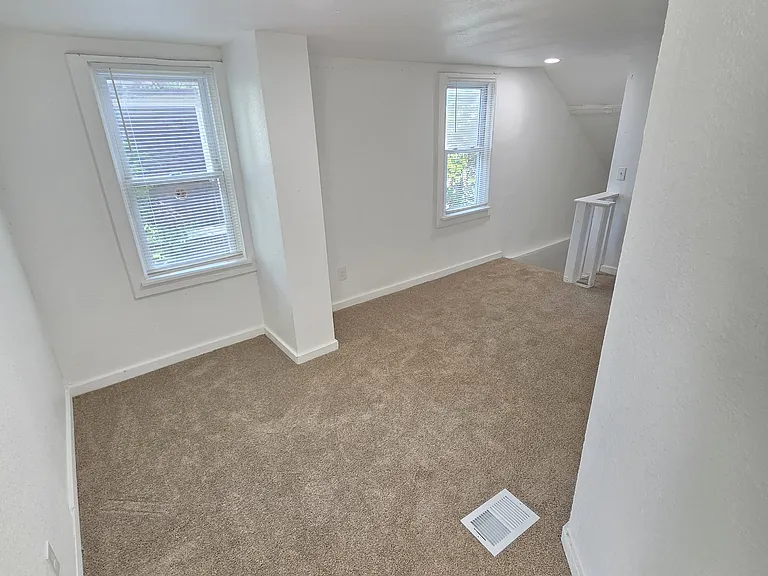 15111 Lesure St — Photo 25