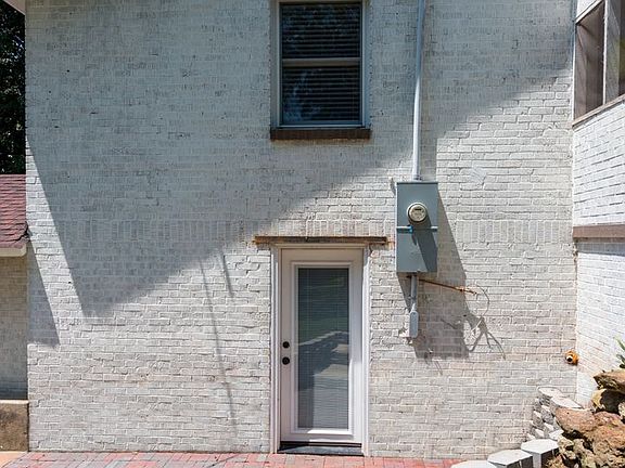 4th image of 2615 W Main St #1