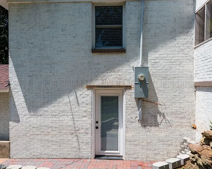 2615 West Main St — Photo 5