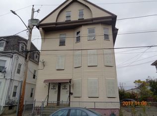 13 Sprague St, Providence, RI 02907