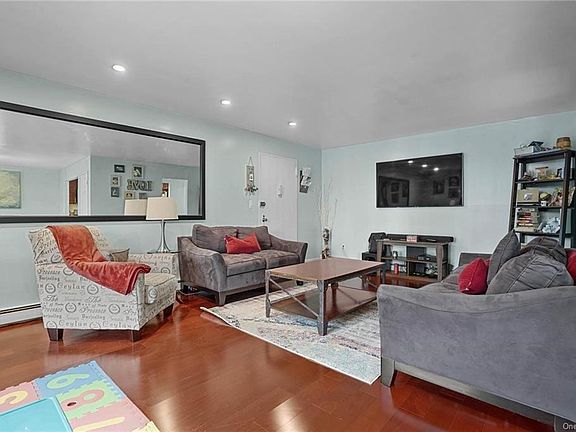 4th image of 332 Palisade Ave APT G2
