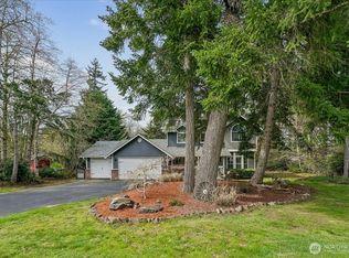 7259 NW Columbine Place, Seabeck, WA