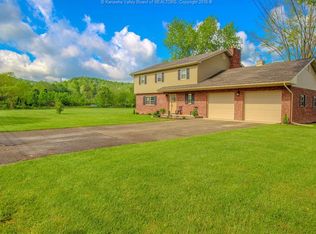 464 Hamon Dr, Scott Depot, WV 25560
