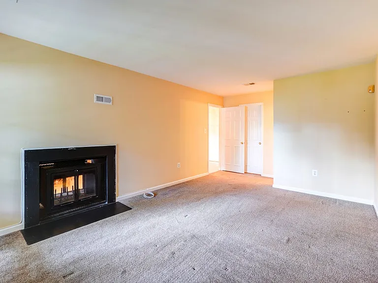 20649 Shadyside Way #B — Photo 12