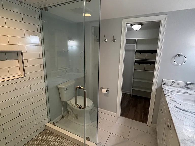 113 Elizabeth Pl — Photo 17