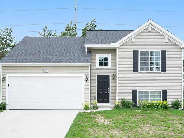 806 Parkwood Dr, Greenville, MI 48838