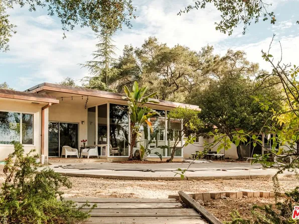 21269 Entrada Rd, Topanga, CA 90290