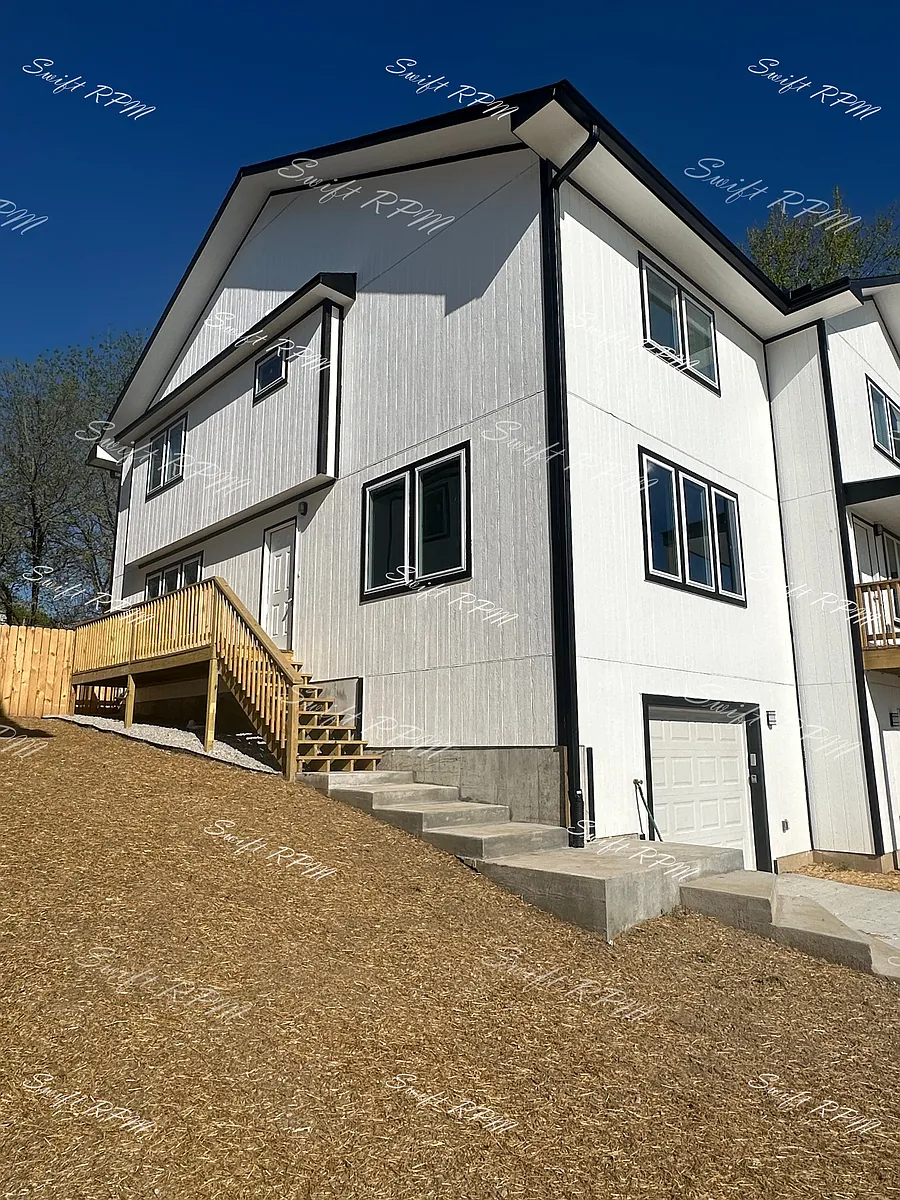 Building Photo - 701 N 2nd St #1