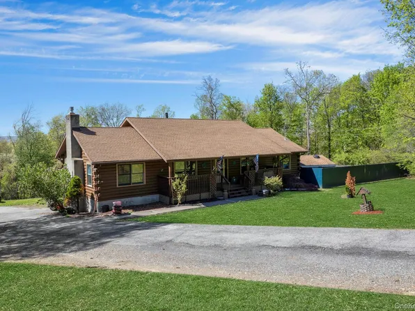 354 Sunset Hill Road E, Fishkill, NY 12524