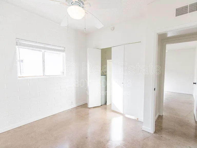 1337 W 3rd St — Photo 9