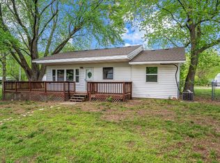 312 Cleveland St, Walnut Grove, MO 65770