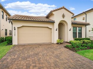11785 S Waterway Cir, Pompano Beach, FL 33076