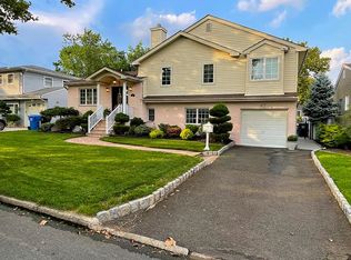 40 Califon Dr, Colonia, NJ 07067