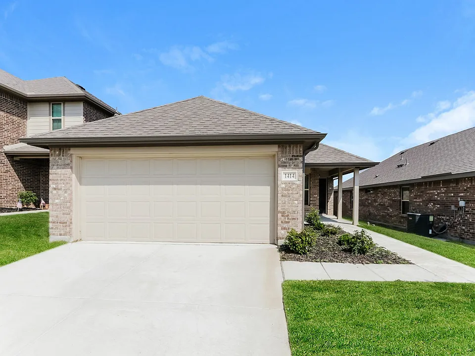 1414 Matthew Dr