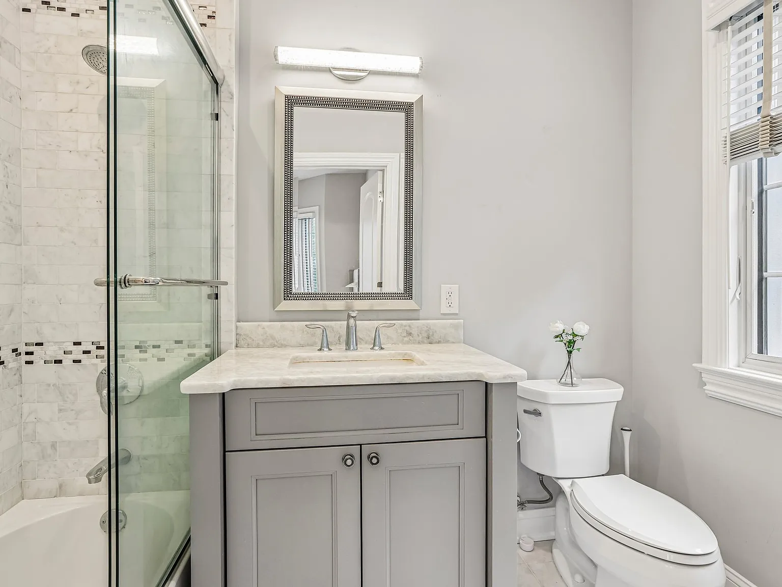 6 bed, 5.5 bath, 3814 sqft, $13,000 — Photo 3