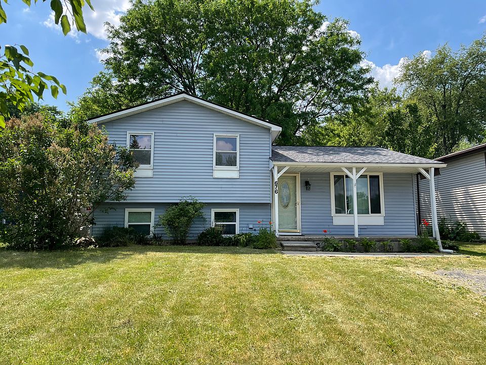1st image of 676 Woodingham Ave
