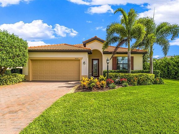 3rd image of 10233 LOCH LOMOND DRIVE