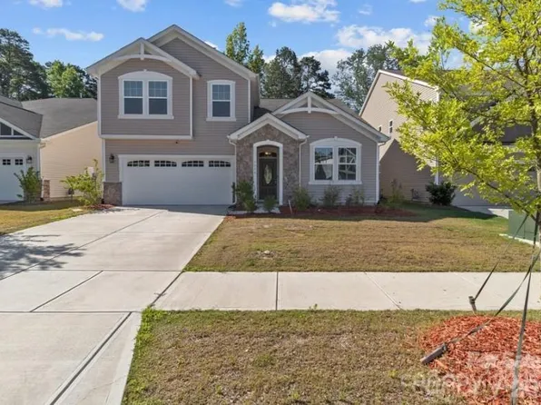 5024 Colline Ct, Charlotte, NC 28216
