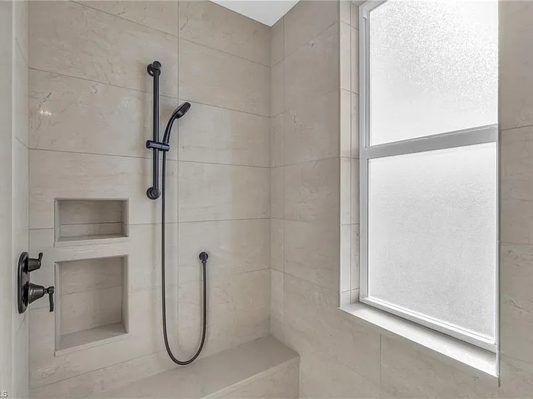27725 Forester Dr — Photo 16
