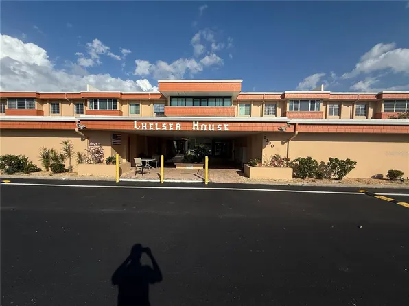 2290 Aaron St APT 209, Port Charlotte, FL 33952