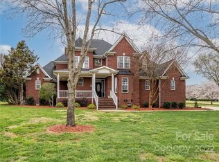 14204 Black Farms Rd, Huntersville, NC 28078