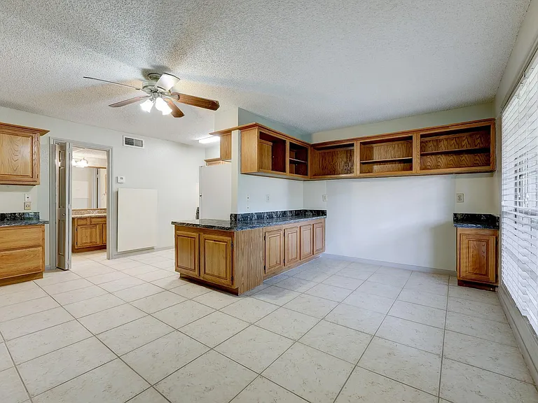 1311 Antoine Dr #146 — Photo 14