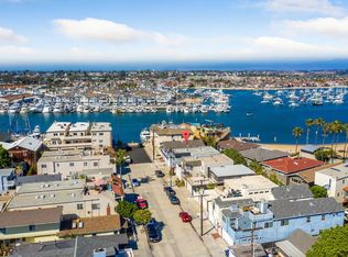 222 20th St, Newport Beach, CA 92663