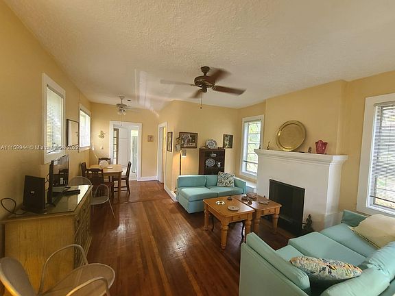 2nd image of 1209 Aguila Ave #1209