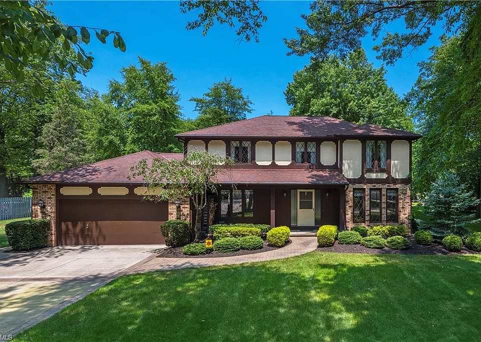 1st image of 32322 Orchard Park Dr