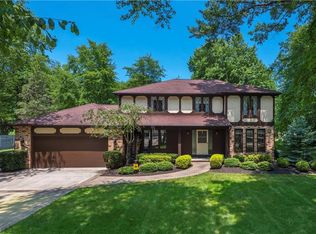 32322 Orchard Park Dr, Avon Lake, OH 44012