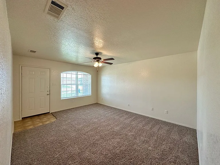5202 Lauren Lea Dr — Photo 5