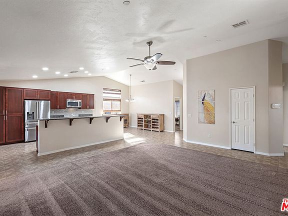 5th image of 17794 Cabazon Rd