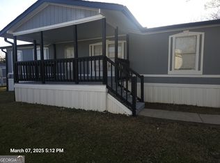 27 Breezewood Dr, Hampton, GA 30228