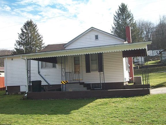 2nd image of 140 Beech Ave