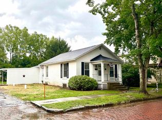 105 E Burgess St, Mount Vernon, OH 43050