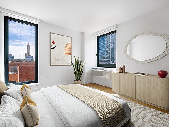 3rd image of 240 Willoughby St #7L
