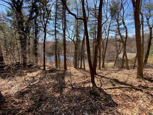 73 Leland Rd, Norfolk, MA 02056