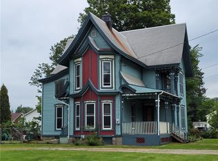 6 N Maple Ave, Avoca, NY 14809