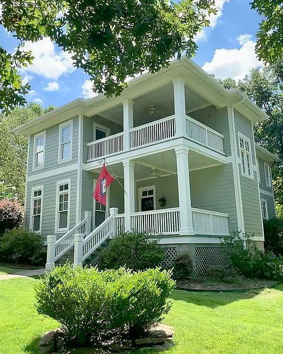 1st image of 8 Deerberry Forest Cir