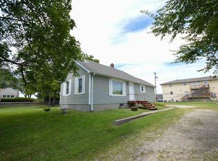 1030 W Ash St, Junction City, KS 66441