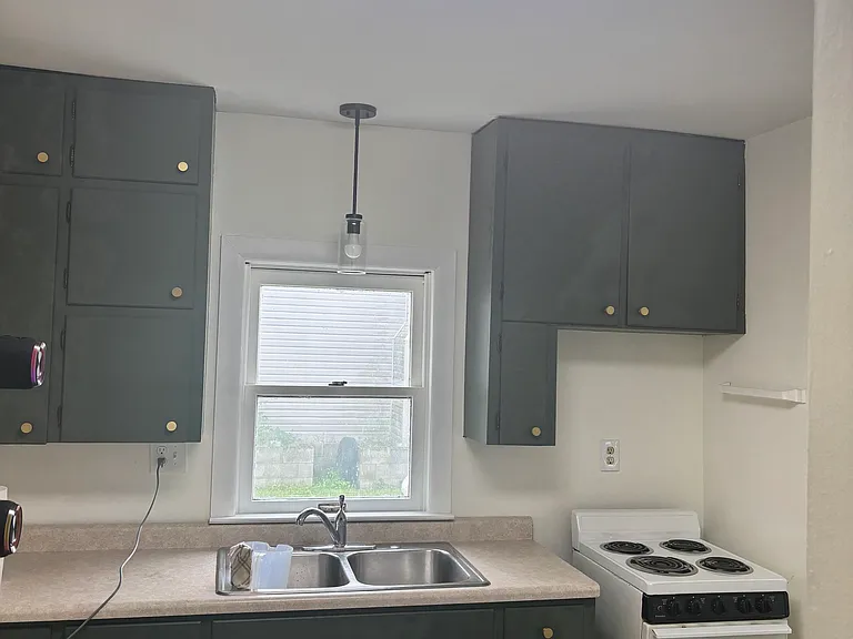 132 Riley St — Photo 8