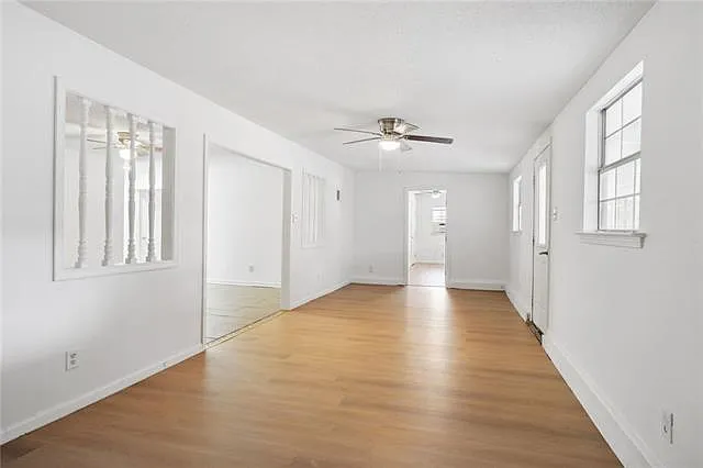 6 bed, 1.5 bath, 2054 sqft, $2,150 — Photo 4