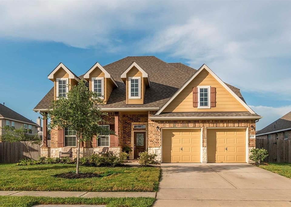 1st image of 2719 Scarlet Oak Dr
