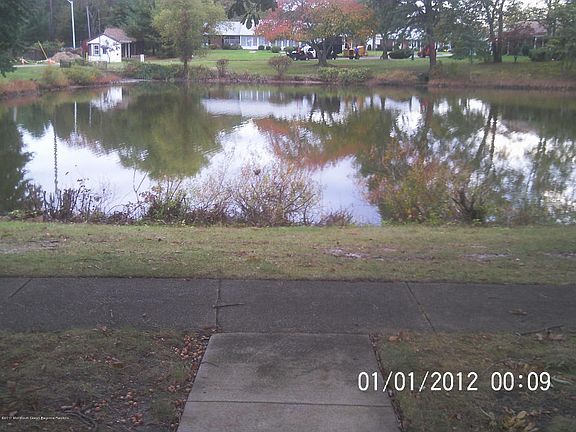 3rd image of 854C Thornhill Ct #100C